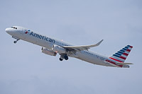 Airbus A321-231 (sl) American Airlines N104NN 5895  LAX International Airport (KLAX / LAX) 2015-06-01, Photo by: Karsten Palt