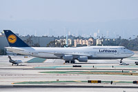 Boeing 747-830 Lufthansa D-ABYR 37842 / 1511  LAX International Airport (KLAX / LAX) 2015-06-01, Photo by: Karsten Palt