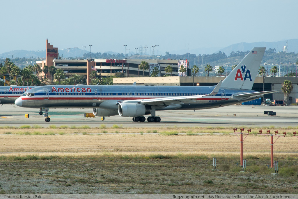 Boeing 757-223 (wl) American Airlines N692AA 26972 / 578  LAX International Airport (KLAX / LAX) 2015-06-05 � Karsten Palt, ID 11529