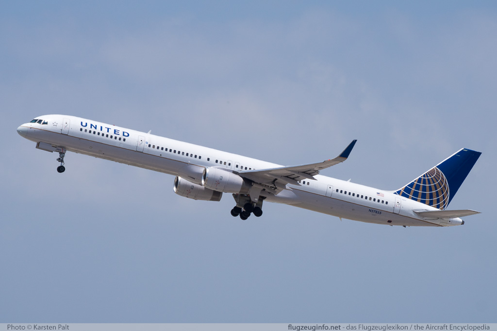 Boeing 757-324 (wl) United Airlines N57855 32814 / 1038 LAX International Airport (KLAX / LAX) 2015-06-05 � Karsten Palt, ID 11530 Boeing 757-324 (wl) United Airlines N57855 32814 / 1038 LAX International Airport (KLAX / LAX) 2015-06-05 � Karsten Palt, ID 11530