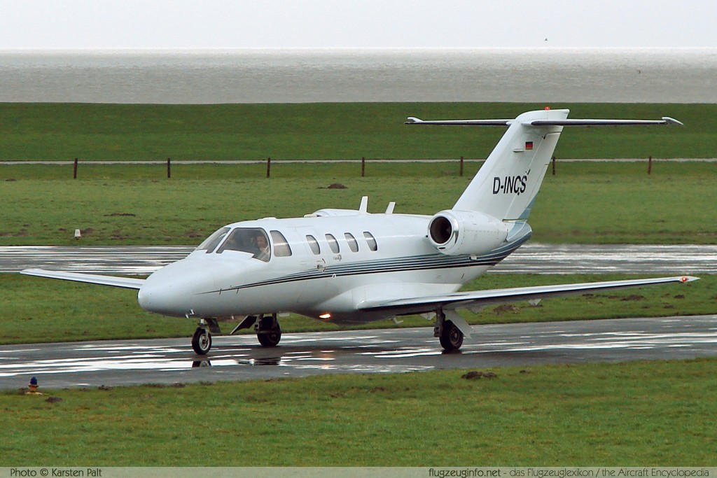 Cessna 525 CitationJet CJ1 Jet Kontor D-INCS 525-0466 Wilhelmshaven-Mariensiel (EDWI / WVN) 2007-03-02 � Karsten Palt, ID 240 Cessna 525 CitationJet CJ1 Jet Kontor D-INCS 525-0466 Wilhelmshaven-Mariensiel (EDWI / WVN) 2007-03-02 � Karsten Palt, ID 240