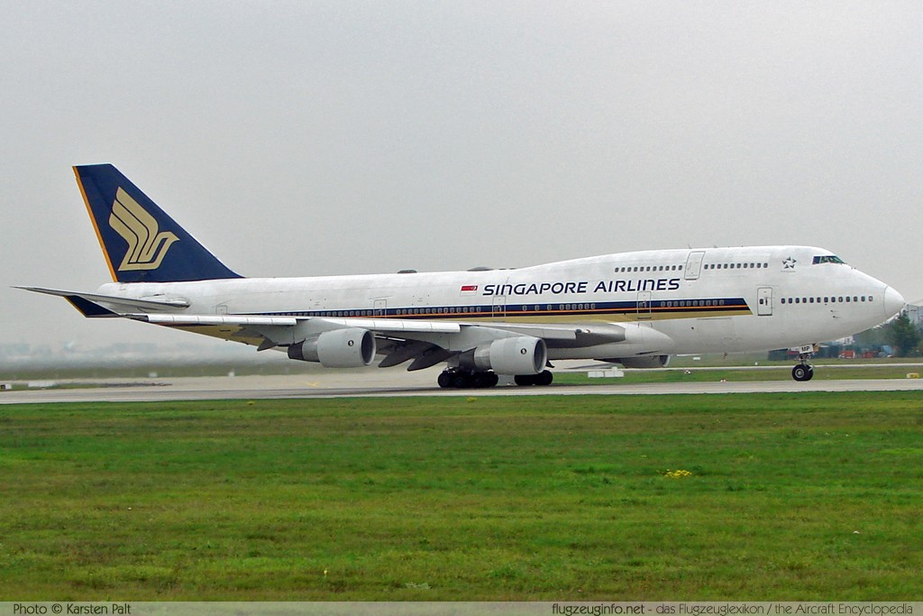 Boeing 747-412 Singapore Airlines 9V-SMP 27067 / 953 Frankfurt am Main (EDDF / FRA) 2006-10-14 � Karsten Palt, ID 145 Boeing 747-412 Singapore Airlines 9V-SMP 27067 / 953 Frankfurt am Main (EDDF / FRA) 2006-10-14 � Karsten Palt, ID 145