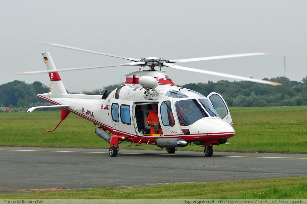 AgustaWestland A109S Grand WIKING Helikopter Service GmbH D-HOAA 22146  Wilhelmshaven-Mariensiel (EDWI / WVN) 2011-08-03 � Karsten Palt, ID 5711