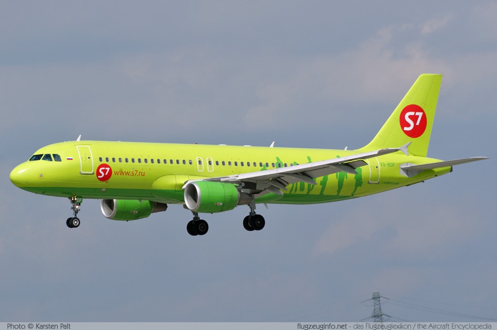 Airbus A320-214 S7 - Siberia Airlines VQ-BDF 3880 Düsseldorf International (EDDL / DUS) 2010-08-21 � Karsten Palt, ID 4065 Airbus A320-214 S7 - Siberia Airlines VQ-BDF 3880 Düsseldorf International (EDDL / DUS) 2010-08-21 � Karsten Palt, ID 4065