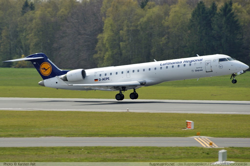 Canadair / Bombardier CRJ-701ER Lufthansa Cityline D-ACPE 10027 Hamburg-Fuhlsbüttel (EDDH / HAM) 2010-04-24 � Karsten Palt, ID 3707 Canadair / Bombardier CRJ-701ER Lufthansa Cityline D-ACPE 10027 Hamburg-Fuhlsbüttel (EDDH / HAM) 2010-04-24 � Karsten Palt, ID 3707
