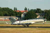 Bombardier BD-700-1A11 Global 5000, Comlux Malta, 9H-AFR, c/n 9249,© Mike Vallentin, 2009