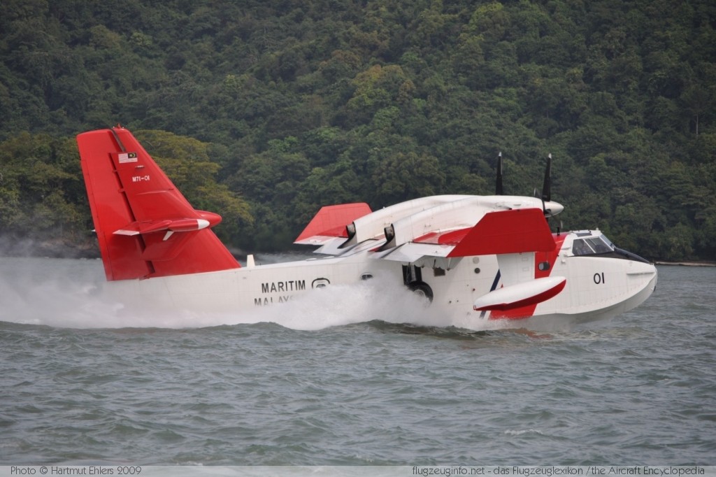 Canadair CL-415MP Malaysia Maritime Enforcement Agency (MMEA) M71-01 2068 LIMA 2009 Porto Malai, Langkawi 2009-12-04 � Hartmut Ehlers, ID 2967 Canadair CL-415MP Malaysia Maritime Enforcement Agency (MMEA) M71-01 2068 LIMA 2009 Porto Malai, Langkawi 2009-12-04 � Hartmut Ehlers, ID 2967