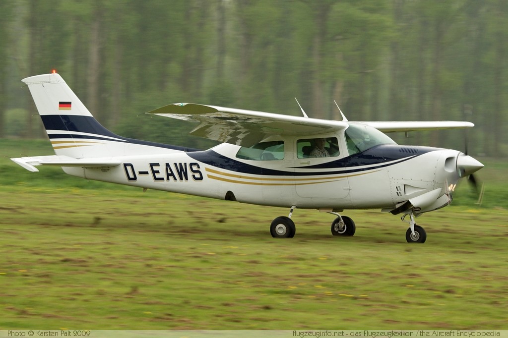 Cessna T210R Turbo Centurion 2  D-EAWS 210-64989 Flugtag LSV-Wittlage 2009 Bohmte-Bad Essen (EDXD) 2009-05-01 � Karsten Palt, ID 3036