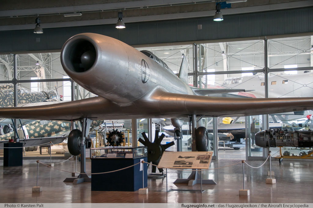 Caproni Campini N-1 (C.C.2) Italian Air Force (Regia Aeronautica) MM487 4850 Museo Aeronautica Militare Bracciano, Vigna di Valle 2016-02-18 � Karsten Palt, ID 12190 Caproni Campini N-1 (C.C.2) Italian Air Force (Regia Aeronautica) MM487 4850 Museo Aeronautica Militare Bracciano, Vigna di Valle 2016-02-18 � Karsten Palt, ID 12190