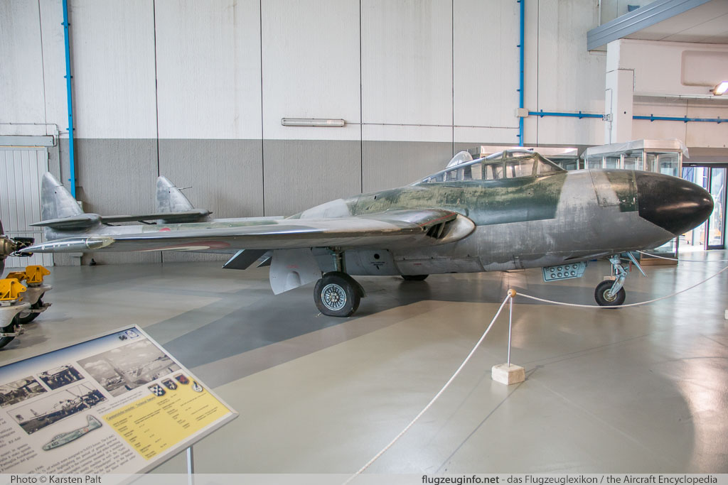 De Havilland DH 113 Vampire NF.54 Italian Air Force (Aeronautica Militare) MM6152 13094 Museo Aeronautica Militare Bracciano, Vigna di Valle 2016-02-18 � Karsten Palt, ID 12192 De Havilland DH 113 Vampire NF.54 Italian Air Force (Aeronautica Militare) MM6152 13094 Museo Aeronautica Militare Bracciano, Vigna di Valle 2016-02-18 � Karsten Palt, ID 12192