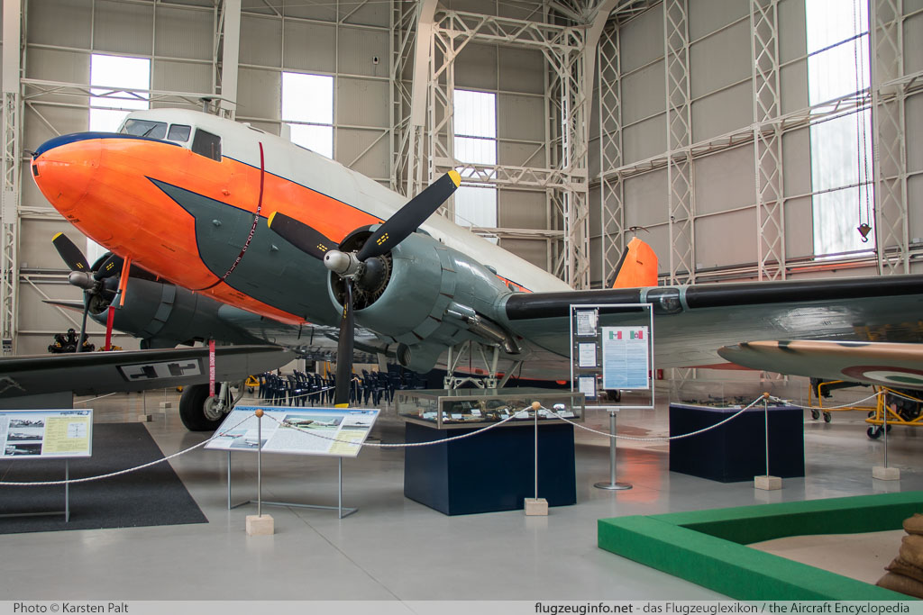 Douglas C-47A Skytrain (DC-3) Italian Air Force (Aeronautica Militare) MM61776 19194 Museo Aeronautica Militare Bracciano, Vigna di Valle 2016-02-18 � Karsten Palt, ID 12193 Douglas C-47A Skytrain (DC-3) Italian Air Force (Aeronautica Militare) MM61776 19194 Museo Aeronautica Militare Bracciano, Vigna di Valle 2016-02-18 � Karsten Palt, ID 12193