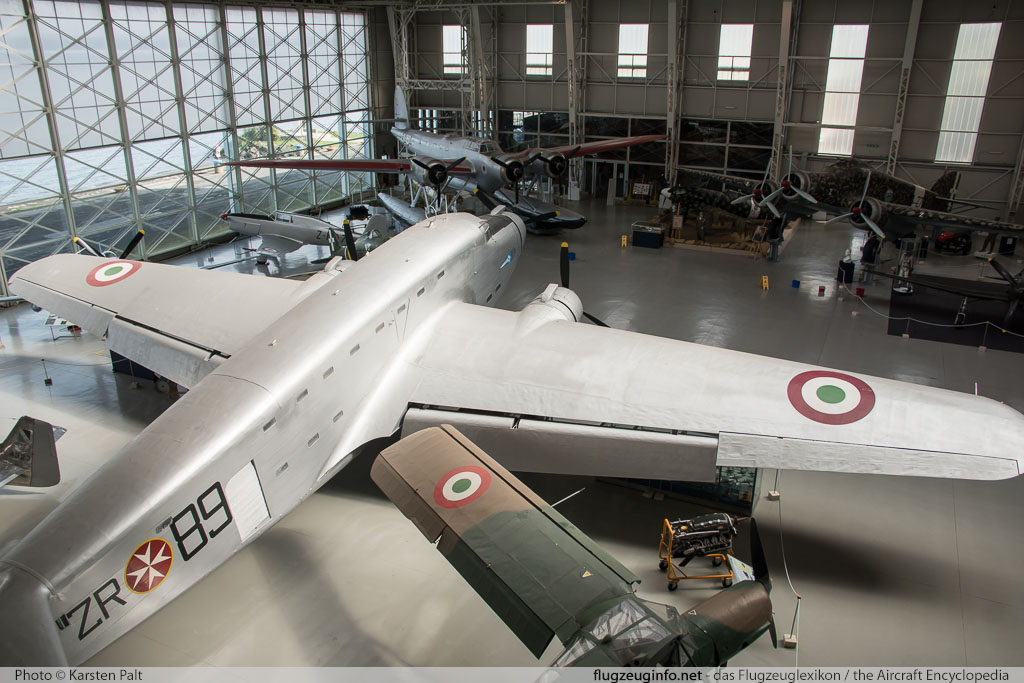 Savoia-Marchetti SM.82PW Canguru Italian Air Force (Aeronautica Militare) MM61187  Museo Aeronautica Militare Bracciano, Vigna di Valle 2016-02-18 � Karsten Palt, ID 12263