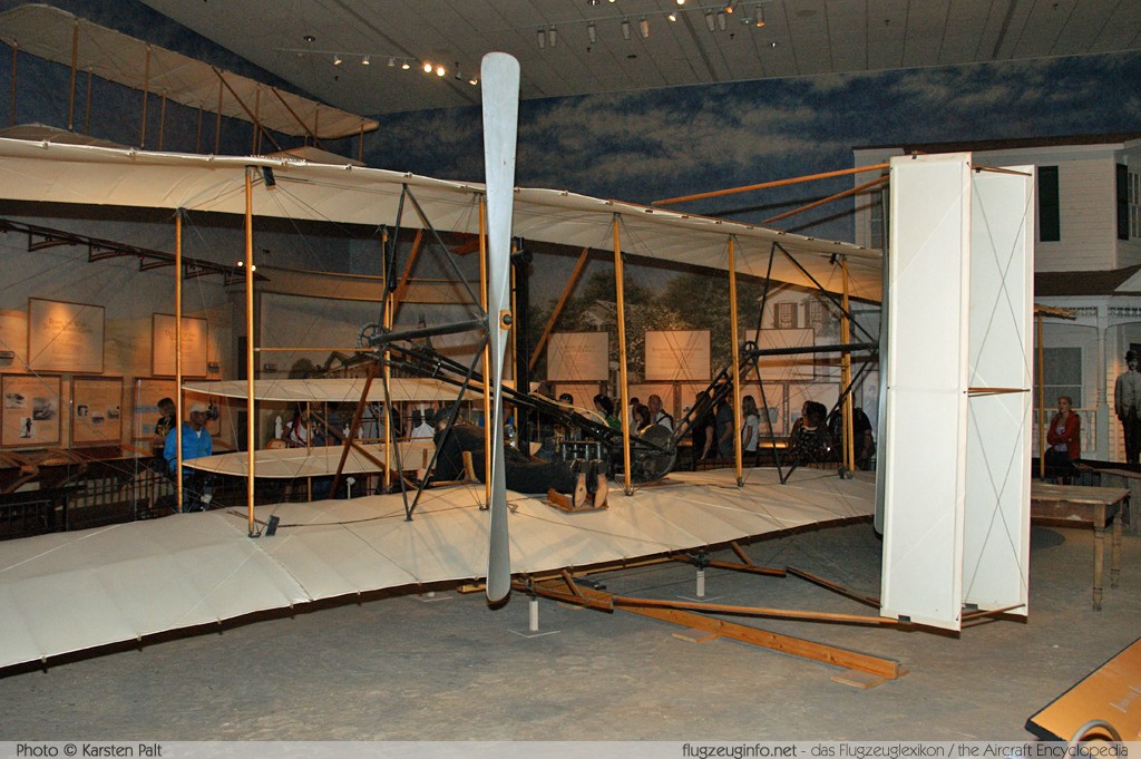 Wright Flyer I National Air and Space Museum Washington, DC 2014-05-28 � Karsten Palt, ID 10191 Wright Flyer I National Air and Space Museum Washington, DC 2014-05-28 � Karsten Palt, ID 10191