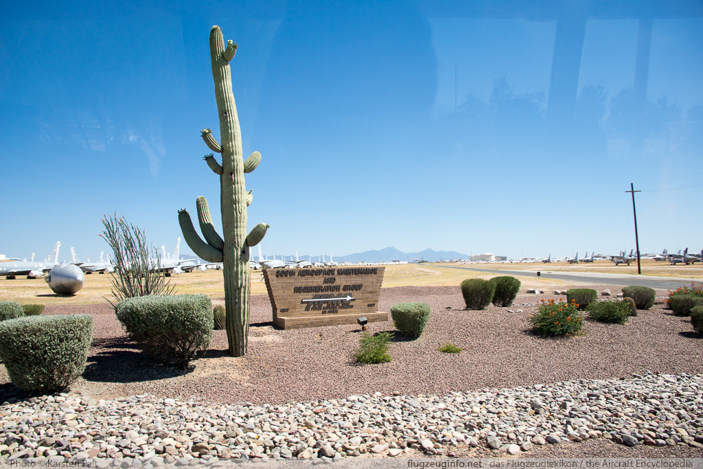      AMARG - Boneyard Tucson, AZ 2015-06-01 � Karsten Palt, ID 11444