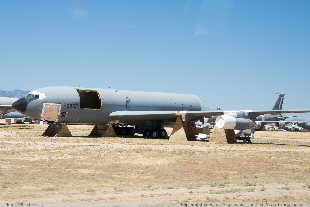 AMARG - Boneyard Tucson, AZ 2015-06-01 � Karsten Palt, ID 11460 AMARG - Boneyard Tucson, AZ 2015-06-01 � Karsten Palt, ID 11460