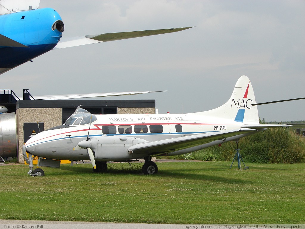 De Havilland DH 104 Devon C20 Martins Air Charter PH-MAD 4453 Nationaal Luchtvaart-Themapark Aviodrome Lelystad (EHLE / LEY) 2008-06-21 � Karsten Palt, ID 981 De Havilland DH 104 Devon C20 Martins Air Charter PH-MAD 4453 Nationaal Luchtvaart-Themapark Aviodrome Lelystad (EHLE / LEY) 2008-06-21 � Karsten Palt, ID 981
