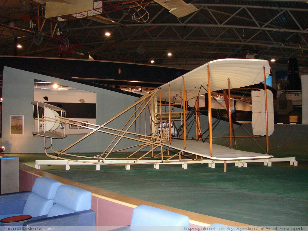 Wright Flyer I Nationaal Luchtvaart-Themapark Aviodrome Lelystad (EHLE / LEY) 2008-06-21 � Karsten Palt, ID 991 Wright Flyer I Nationaal Luchtvaart-Themapark Aviodrome Lelystad (EHLE / LEY) 2008-06-21 � Karsten Palt, ID 991