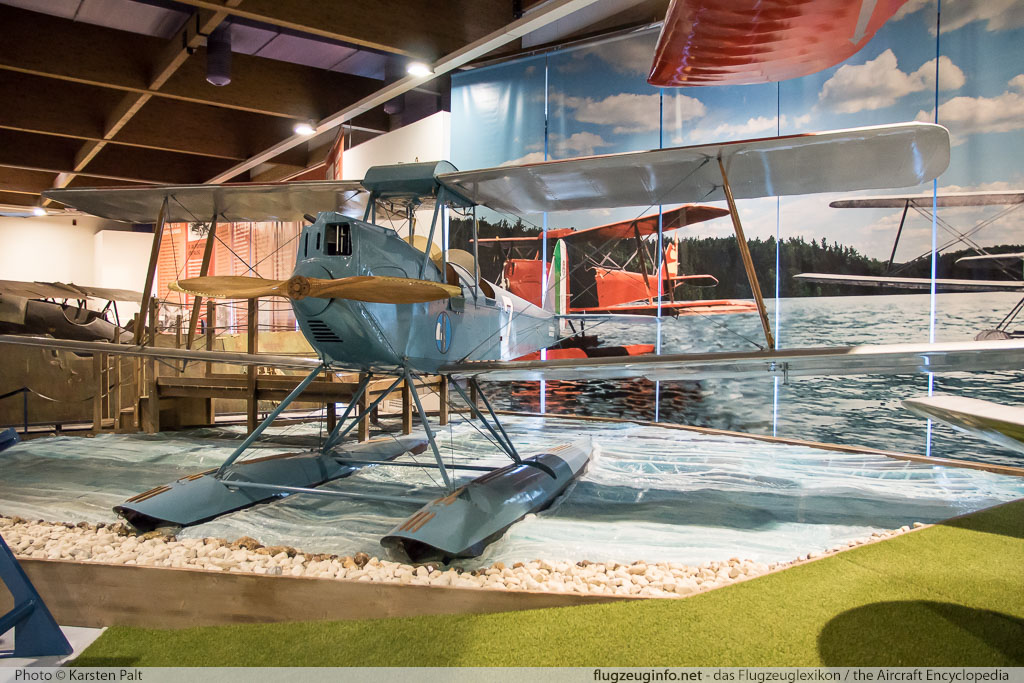 Caproni Ca.100 Idro Italian Air Force (Regia Aeronautica) MM56237 3752 Museo dell Aeronautica Gianni Caproni Trento 2016-02-17 � Karsten Palt, ID 12147 Caproni Ca.100 Idro Italian Air Force (Regia Aeronautica) MM56237 3752 Museo dell Aeronautica Gianni Caproni Trento 2016-02-17 � Karsten Palt, ID 12147
