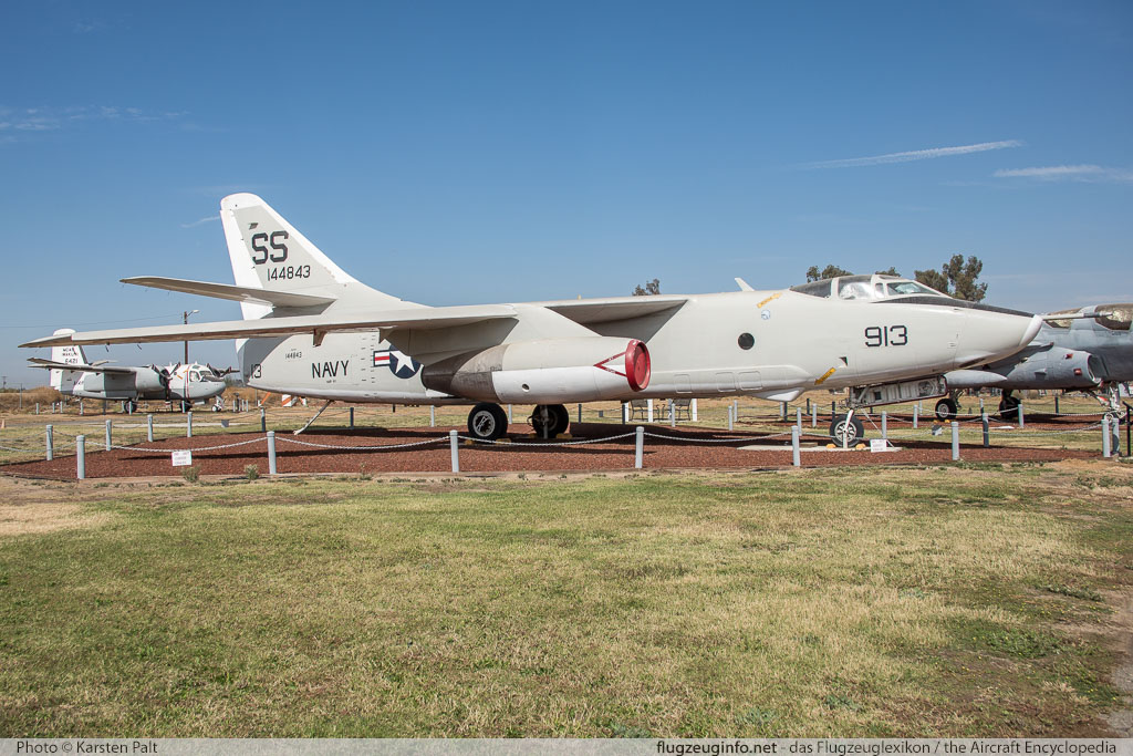 Douglas RA-3B Skywarrior United States Navy 144843 12089 Castle Air Museum Atwater, CA 2016-10-10 � Karsten Palt, ID 13228