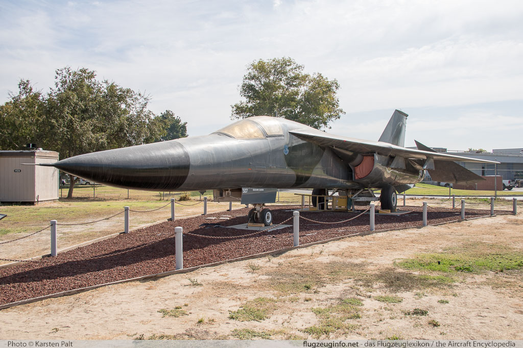 General Dynamics FB-111A Aardvark United States Air Force (USAF) 69-6507 B1-69 Castle Air Museum Atwater, CA 2016-10-10 � Karsten Palt, ID 13235
