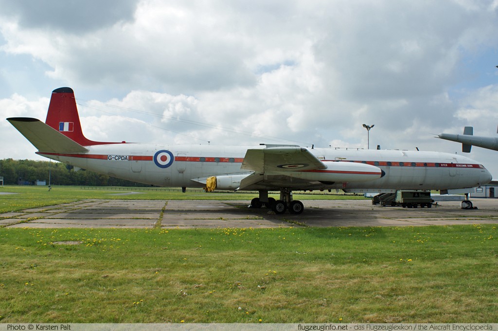 De Havilland DH 106 Comet 4C G-CPDA 06473 Cold War Jets Collection Bruntingthorpe, Leicestershire 2013-05-19 � Karsten Palt, ID 6627 De Havilland DH 106 Comet 4C G-CPDA 06473 Cold War Jets Collection Bruntingthorpe, Leicestershire 2013-05-19 � Karsten Palt, ID 6627