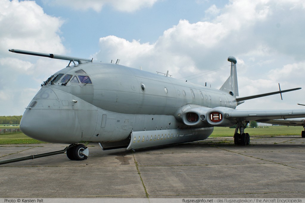 BAe Nimrod MR2 Royal Air Force XV226 8001 Cold War Jets Collection Bruntingthorpe, Leicestershire 2013-05-19 � Karsten Palt, ID 6638 BAe Nimrod MR2 Royal Air Force XV226 8001 Cold War Jets Collection Bruntingthorpe, Leicestershire 2013-05-19 � Karsten Palt, ID 6638