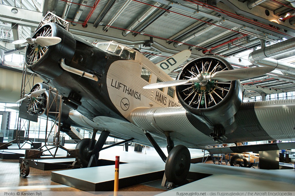 Junkers Ju 52/3mte Lufthansa D-AZAW 7220 Deutsches Technikmuseum Berlin 2012-05-19 � Karsten Palt, ID 5792 Junkers Ju 52/3mte Lufthansa D-AZAW 7220 Deutsches Technikmuseum Berlin 2012-05-19 � Karsten Palt, ID 5792