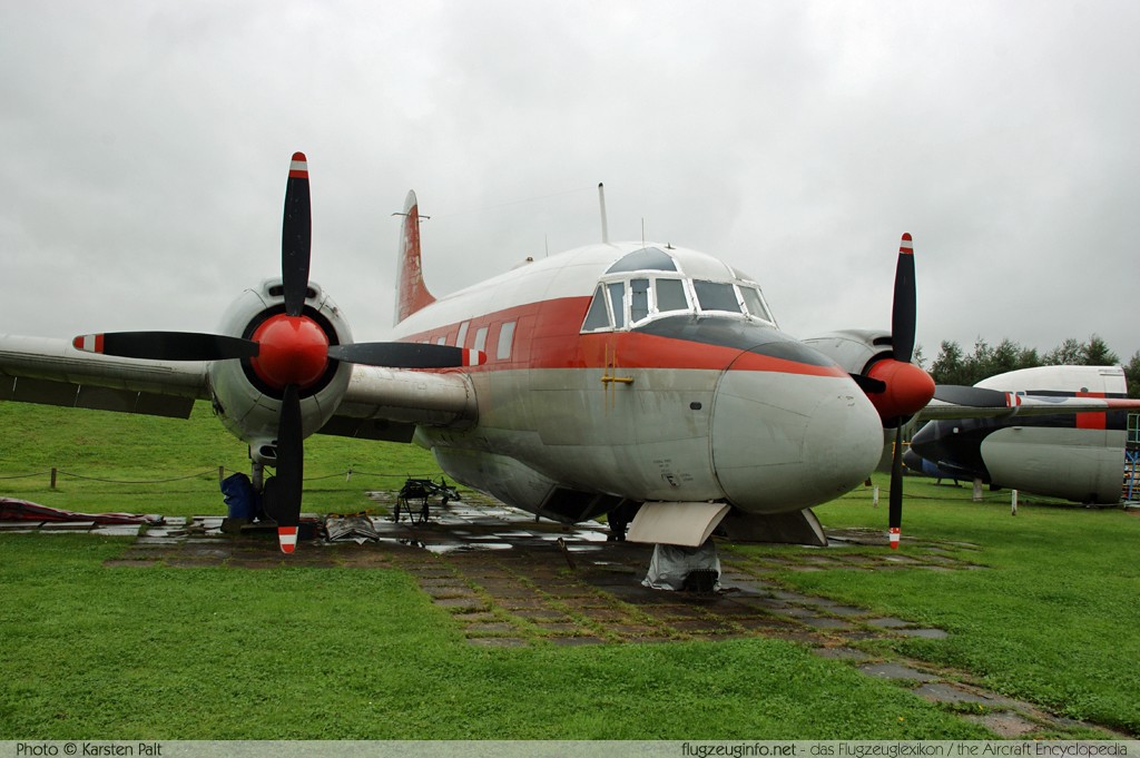 Vickers 668 Varsity T.1 Royal Air Force WL626 East Midlands Airport Aeropark Castle Donington 2013-09-19 � Karsten Palt, ID 7654 Vickers 668 Varsity T.1 Royal Air Force WL626 East Midlands Airport Aeropark Castle Donington 2013-09-19 � Karsten Palt, ID 7654