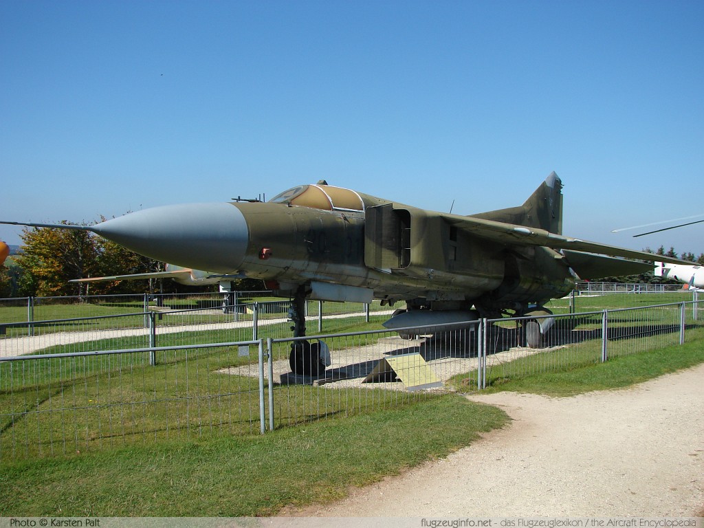 Mikoyan Gurevich MiG-23MF German Air Force / Luftwaffe 20+01 390213095 Flugausstellung L.+P. Junior Hermeskeil 2008-09-27 � Karsten Palt, ID 1411