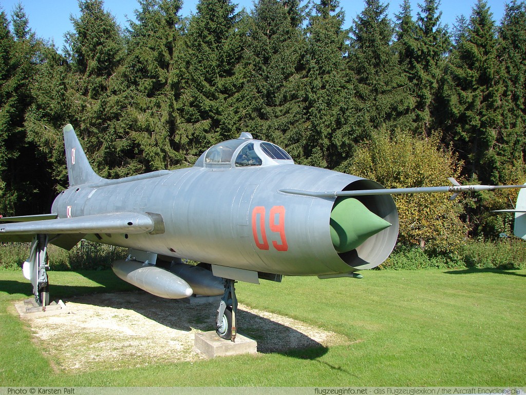 Suchoi / Suchoj / Sukhoi Su-7BM Polish Air Force 9 5309 Flugausstellung L.+P. Junior Hermeskeil 2008-09-27 � Karsten Palt, ID 1443 Suchoi / Suchoj / Sukhoi Su-7BM Polish Air Force 9 5309 Flugausstellung L.+P. Junior Hermeskeil 2008-09-27 � Karsten Palt, ID 1443