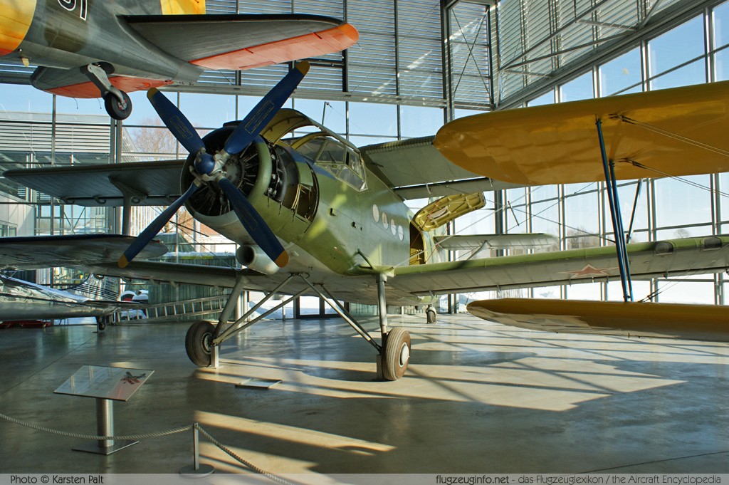 Antonov An-2TD Soviet Air Force 03 1G59-29 Flugwerft Schleißheim Oberschleißheim (EDNX) 2010-01-31 � Karsten Palt, ID 3178 Antonov An-2TD Soviet Air Force 03 1G59-29 Flugwerft Schleißheim Oberschleißheim (EDNX) 2010-01-31 � Karsten Palt, ID 3178