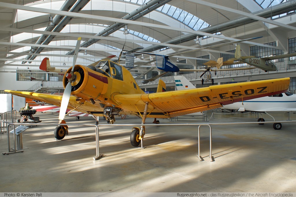 Let Z-37 Cmelak D-ESOZ 08-18 Flugwerft Schleißheim Oberschleißheim (EDNX) 2010-01-31 � Karsten Palt, ID 3224 Let Z-37 Cmelak D-ESOZ 08-18 Flugwerft Schleißheim Oberschleißheim (EDNX) 2010-01-31 � Karsten Palt, ID 3224