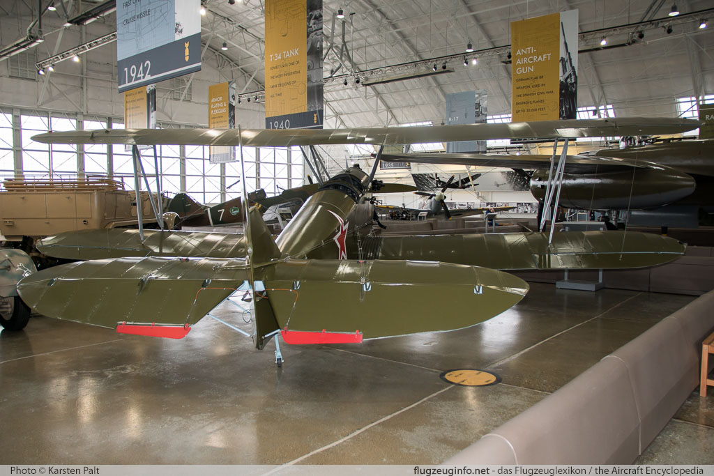 Polikarpov Po-2 Flying Heritage Collection NX46GU 641543 Flying Heritage Collection Everett, WA 2016-04-12 � Karsten Palt, ID 12384