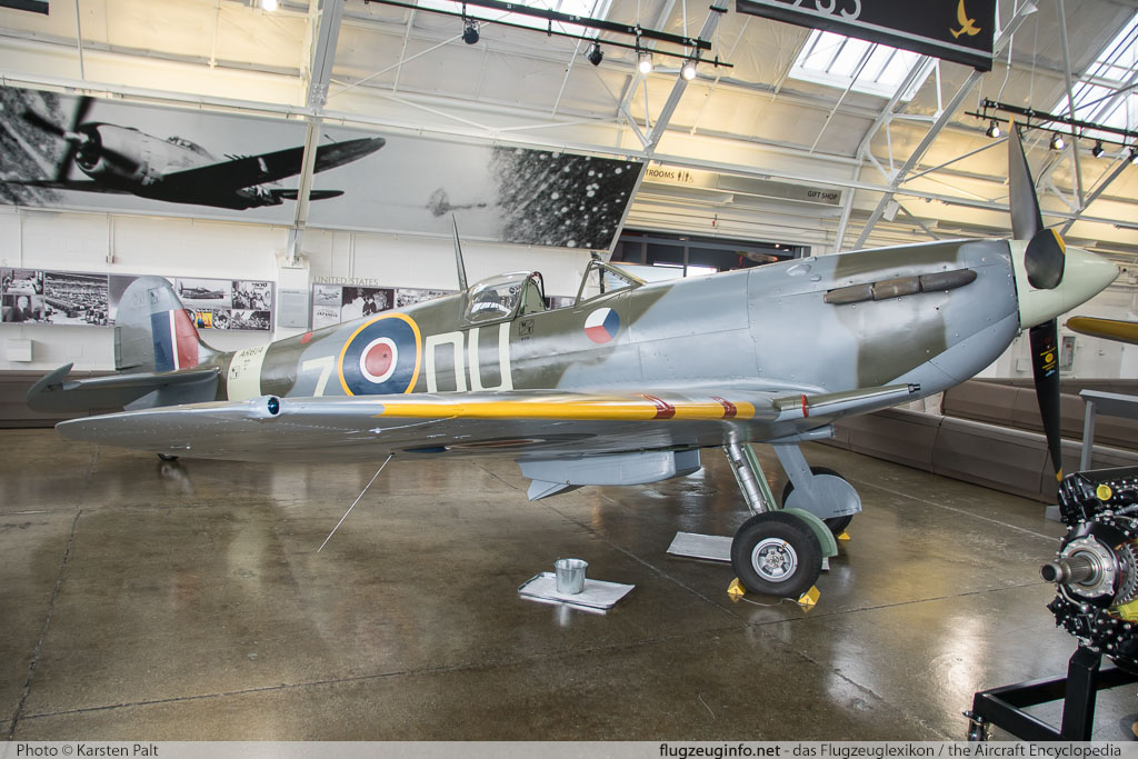 Supermarine Spitfire F.5C Flying Heritage Collection NX614VC WASP/20/288 Flying Heritage Collection Everett, WA 2016-04-12 � Karsten Palt, ID 12390 Supermarine Spitfire F.5C Flying Heritage Collection NX614VC WASP/20/288 Flying Heritage Collection Everett, WA 2016-04-12 � Karsten Palt, ID 12390