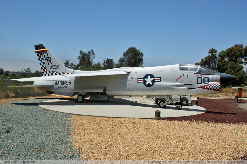 Chance-Vought F-8E Crusader United States Marine Corps (USMC) 150920 1205 Flying Leatherneck Aviation Museum San Diego, CA 2012-06-13 � Karsten Palt, ID 5898
