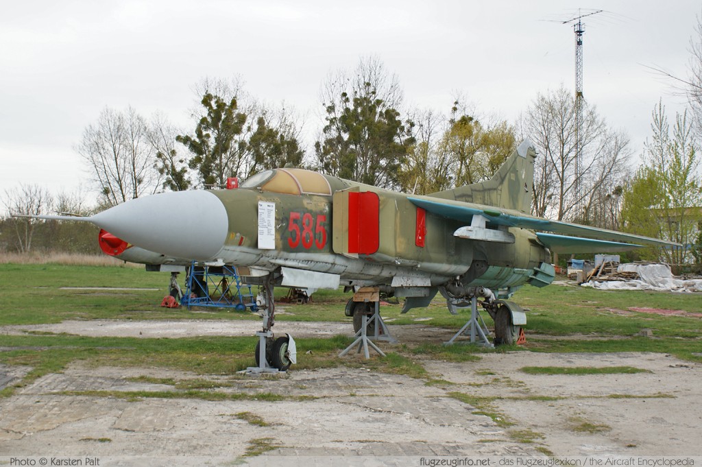 Mikoyan Gurevich MiG-23MF NVA - LSK/LV 585 039021300 Technikmuseum Hugo Junkers Dessau-Rosslau 2012-04-15 � Karsten Palt, ID 5560