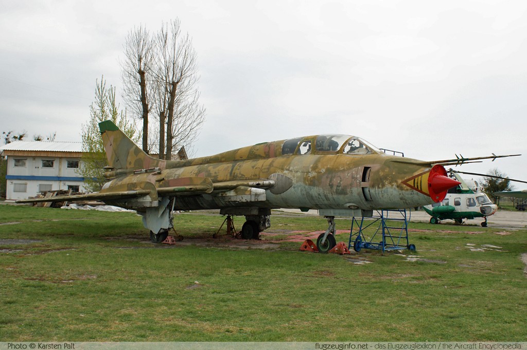 Suchoi Su-22UM-3K NVA - LSK/LV 127 17532367003 Technikmuseum Hugo Junkers Dessau-Rosslau 2012-04-15 � Karsten Palt, ID 5562