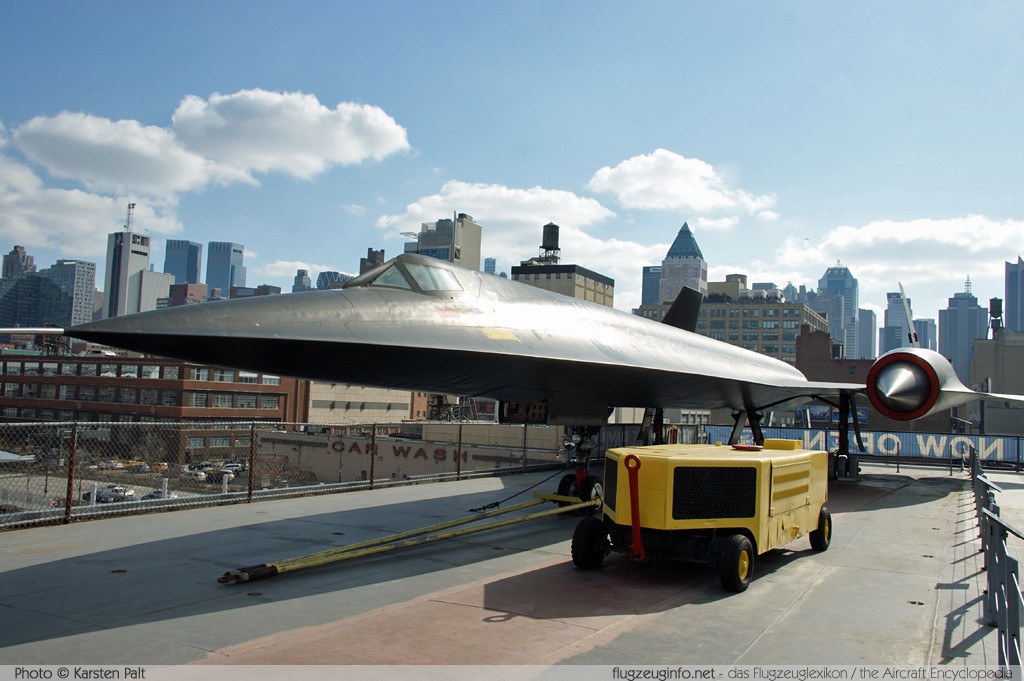 Lockheed A-12 Oxcart United States Air Force (USAF) 60-6925 122 Intrepid Air, Space & Sea Museum New York City, NY 2014-03-09 � Karsten Palt, ID 7871
