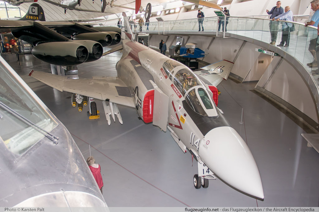McDonnell F-4J Phantom II United States Navy 155529 2746 Imperial War Museum Duxford Aerodrome (EGSU / QFO) 2016-07-10 � Karsten Palt, ID 13109