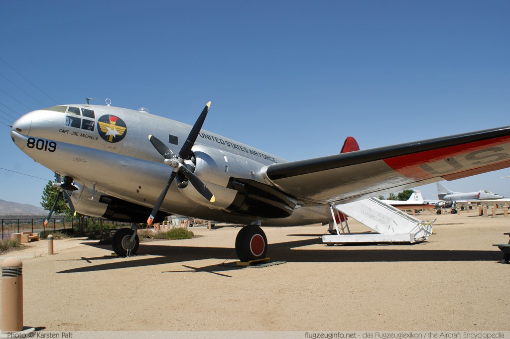 Curtiss-Wright C-46D Commando United States Air Force (USAF) 44-78019 33415 Joe Davies Heritage Airpark Plant 42 Palmdale, CA 2012-06-10 � Karsten Palt, ID 5825 Curtiss-Wright C-46D Commando United States Air Force (USAF) 44-78019 33415 Joe Davies Heritage Airpark Plant 42 Palmdale, CA 2012-06-10 � Karsten Palt, ID 5825