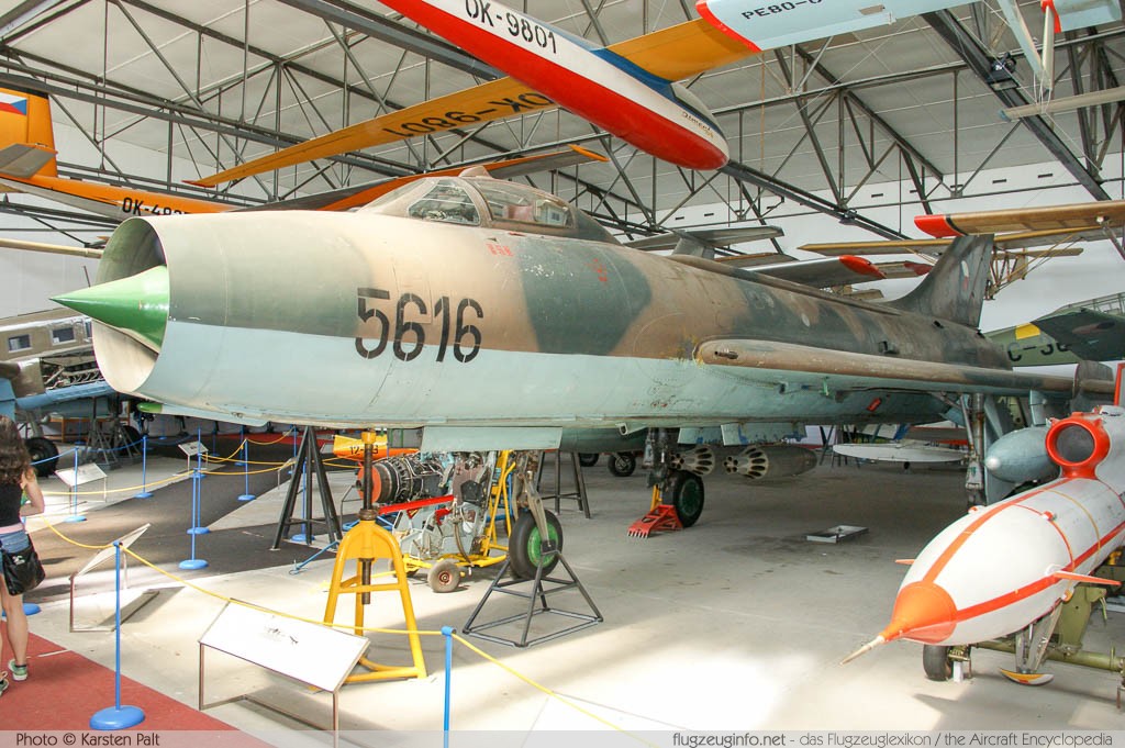 Suchoi Su-7BM Czechoslovak Air Force 5616 5616 Letecke Muzeum Kbely Prague 2014-06-08 � Karsten Palt, ID 10574 Suchoi Su-7BM Czechoslovak Air Force 5616 5616 Letecke Muzeum Kbely Prague 2014-06-08 � Karsten Palt, ID 10574