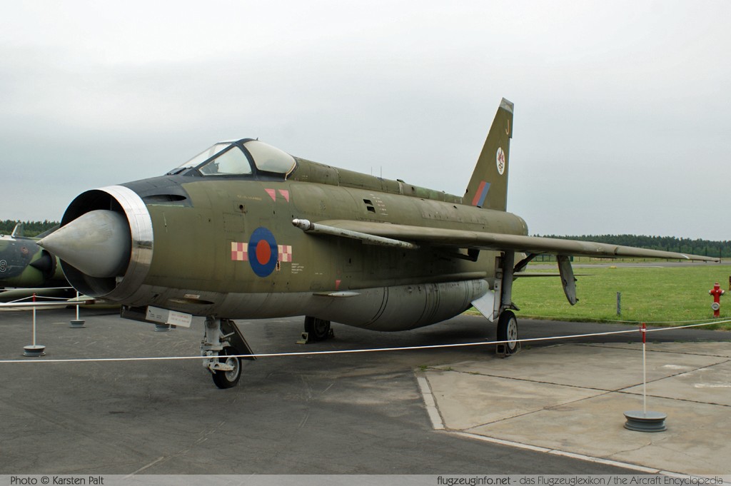 BAC / English Electric Lightning F.2A Royal Air Force XN730 95107 Luftwaffenmuseum Berlin - Gatow 2010-06-12 � Karsten Palt, ID 3536 BAC / English Electric Lightning F.2A Royal Air Force XN730 95107 Luftwaffenmuseum Berlin - Gatow 2010-06-12 � Karsten Palt, ID 3536