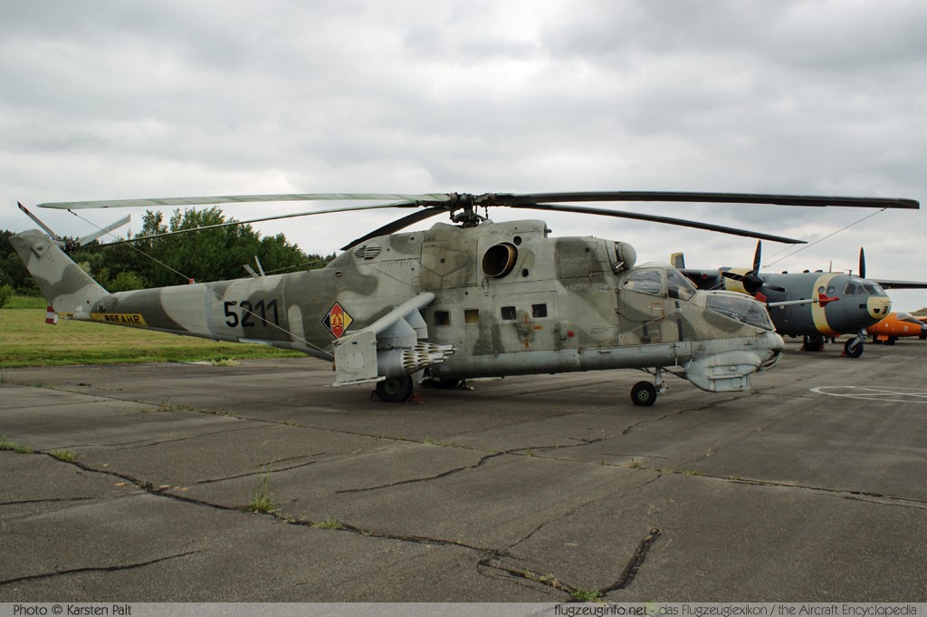 Mil Mi-24D NVA - LSK/LV 521 110171 Luftwaffenmuseum Berlin - Gatow 2010-06-12 � Karsten Palt, ID 3550 Mil Mi-24D NVA - LSK/LV 521 110171 Luftwaffenmuseum Berlin - Gatow 2010-06-12 � Karsten Palt, ID 3550