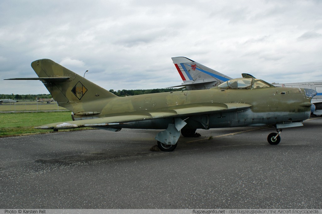 Mikoyan Gurevich / WSK PZL-Mielec Lim-5P (MiG-17PF) NVA - LSK/LV 615 1D-0208 Luftwaffenmuseum Berlin - Gatow 2010-06-12 � Karsten Palt, ID 3560