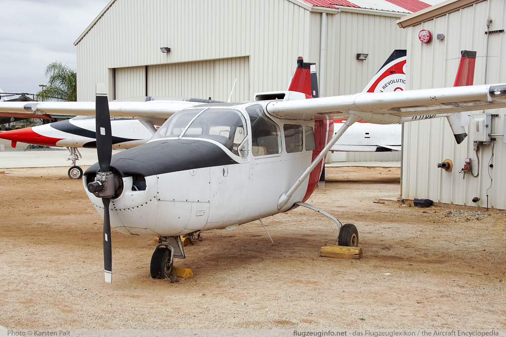Cessna 337B Super Skymaster  N475DF 337M0343 March Field Air Museum Riverside, CA 2015-06-04 � Karsten Palt, ID 11270