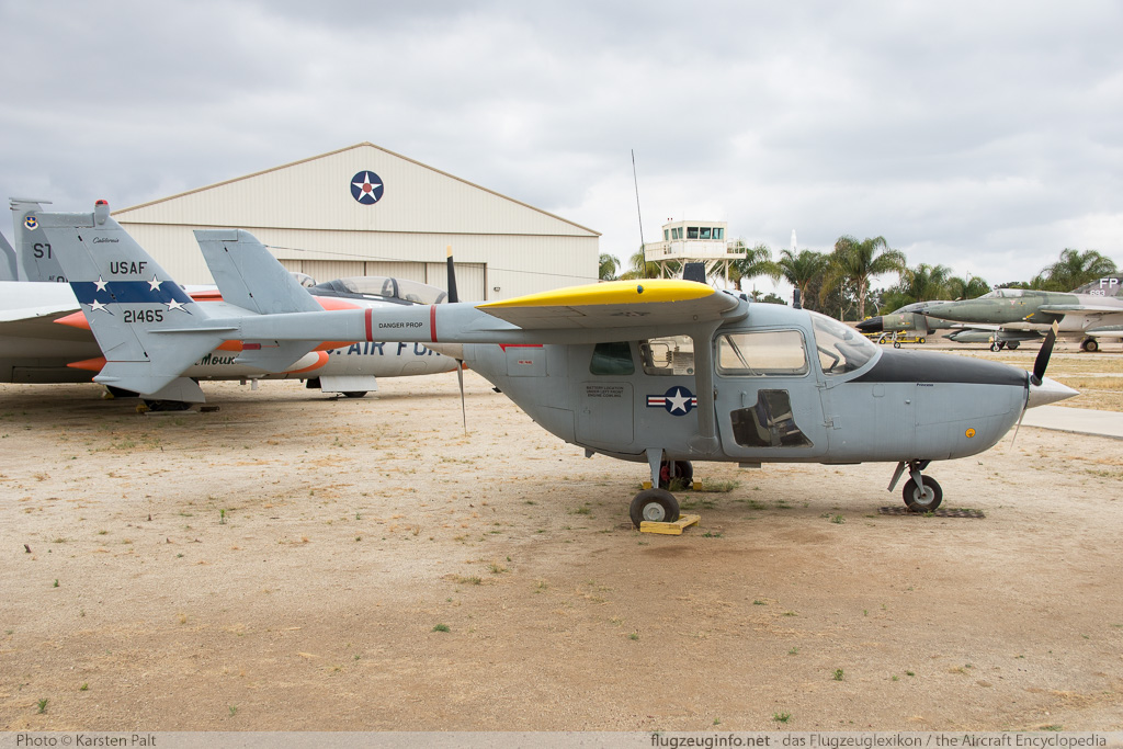 Cessna O-2B Super Skymaster United States Air Force (USAF) 67-21465 337-0261 March Field Air Museum Riverside, CA 2015-06-04 � Karsten Palt, ID 11274