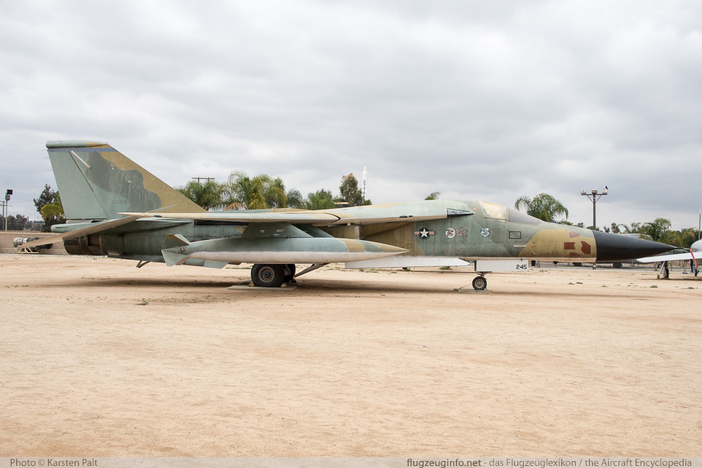 General Dynamics FB-111A Aardvark United States Air Force (USAF) 68-0245 B1-17 March Field Air Museum Riverside, CA 2015-06-04 � Karsten Palt, ID 11298 General Dynamics FB-111A Aardvark United States Air Force (USAF) 68-0245 B1-17 March Field Air Museum Riverside, CA 2015-06-04 � Karsten Palt, ID 11298
