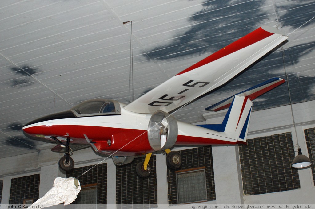 Luftfahrt- und Technik-Museumspark Merseburg 2011-10-08 � Karsten Palt, ID 4415 Luftfahrt- und Technik-Museumspark Merseburg 2011-10-08 � Karsten Palt, ID 4415