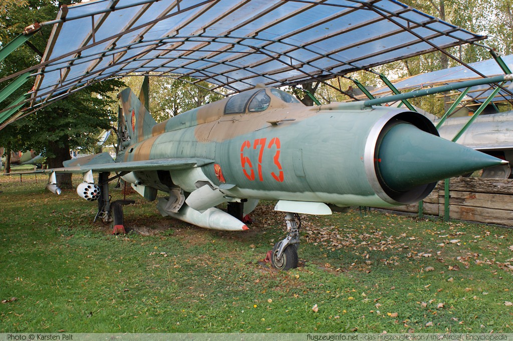 Mikoyan Gurevich MiG-21MF NVA - LSK/LV 673 966207 Luftfahrt- und Technik-Museumspark Merseburg 2011-10-08 � Karsten Palt, ID 4429
