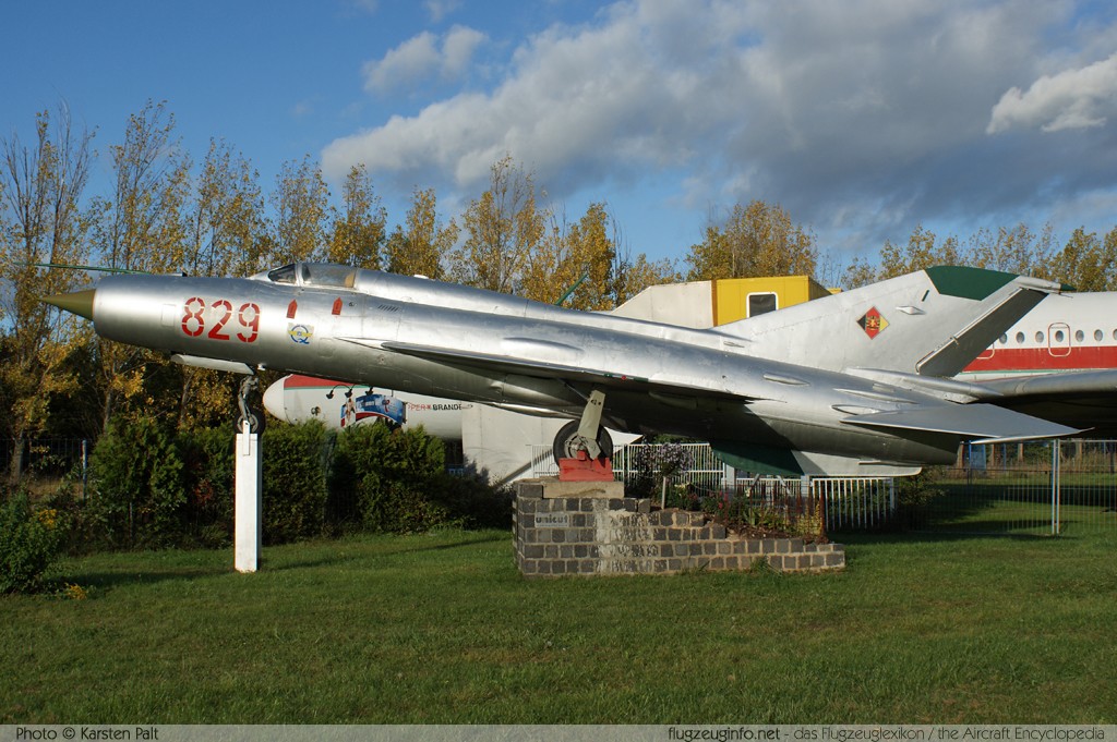 Mikoyan Gurevich MiG-21SPS NVA - LSK/LV 829 94A4705 Luftfahrt- und Technik-Museumspark Merseburg 2011-10-08 � Karsten Palt, ID 4431 Mikoyan Gurevich MiG-21SPS NVA - LSK/LV 829 94A4705 Luftfahrt- und Technik-Museumspark Merseburg 2011-10-08 � Karsten Palt, ID 4431
